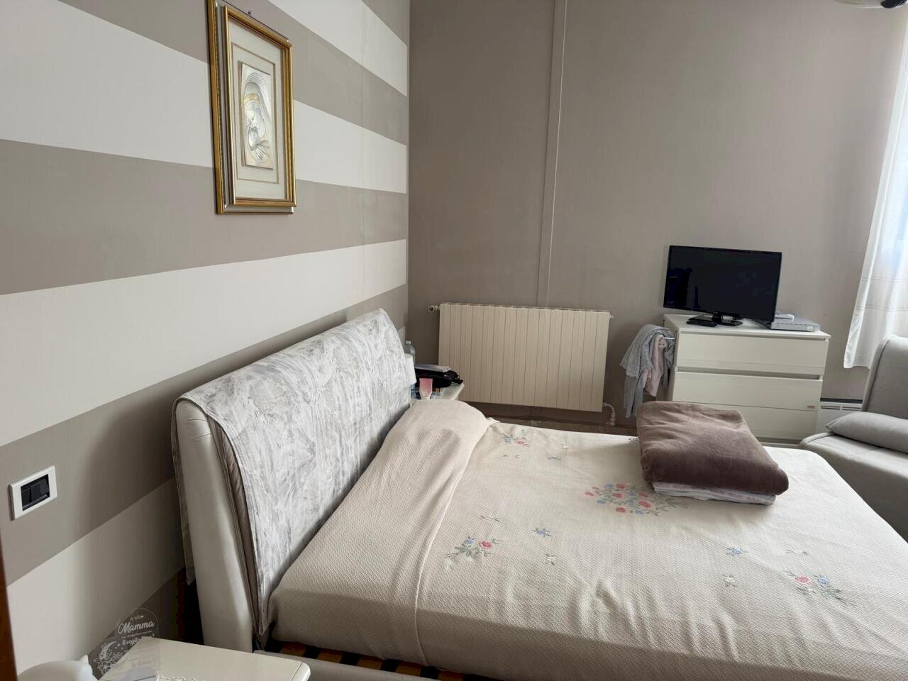 ca3.jpg - Villa Trifamiliare Carrara - foto 3