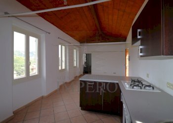 cucina - Porzione di casa Via L. Alborno 101B, Ventimiglia - foto 5