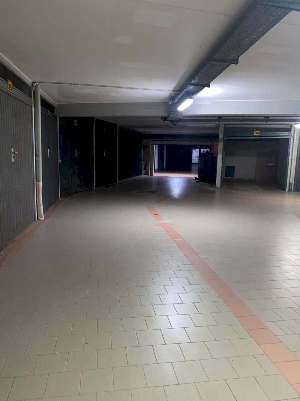 WhatsApp Image 2025-10-30 at 18.03.47 (2).jpeg - Box Genova (zona Albaro) - foto 2