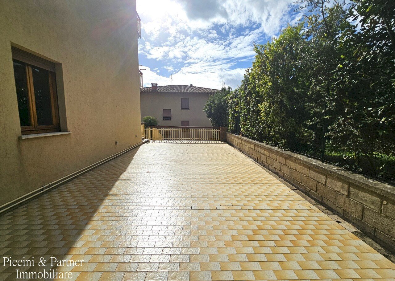 03.jpg - Quadrilocale Via Anton Maria Garbi 2, Tuoro sul Trasimeno - foto 3