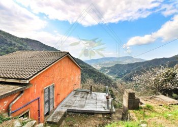 (72).jpg - Villa Via San Maurizio di Monti 135, Rapallo - foto 1