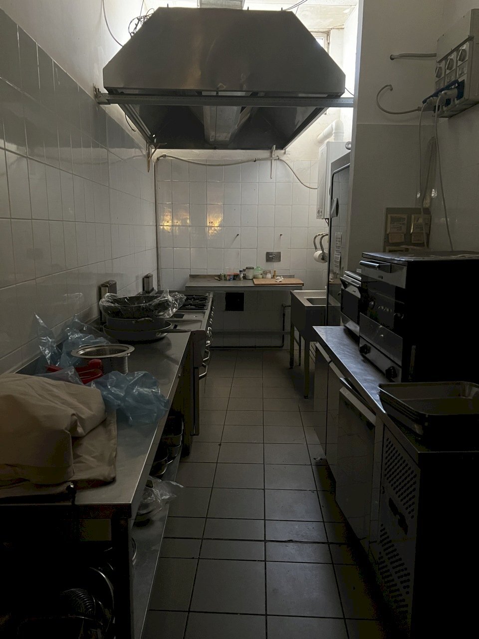 1.JPG - Commercial Premises Reggio nell'Emilia - photo 2