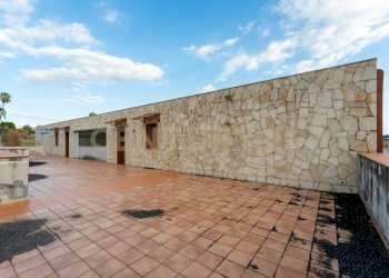 Piazza delle Scuole (32).jpg - Show room Via delle Scuole 1, Aci Castello - foto 24