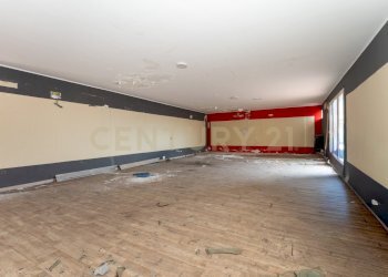 Piazza delle Scuole (35).jpg - Show room Via delle Scuole 1, Aci Castello - foto 27