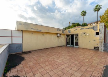 Piazza delle Scuole (38).jpg - Show room Via delle Scuole 1, Aci Castello - foto 30