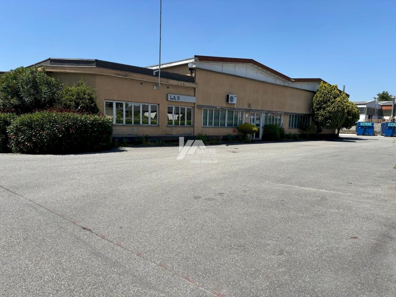 IMG-20250530-WA0033_risultato.jpg - Locale Commerciale Via Giosuè Carducci 17, San Pietro Mosezzo - foto 1