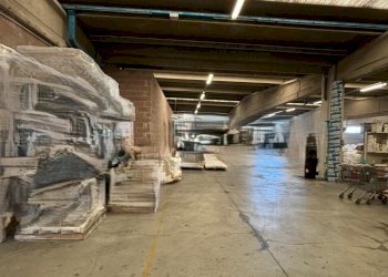 WhatsApp Image 2024-09-19 at 16.15.09 (3).jpeg - Locale Commerciale Via Giovanni Scazzola 74, Alessandria - foto 3