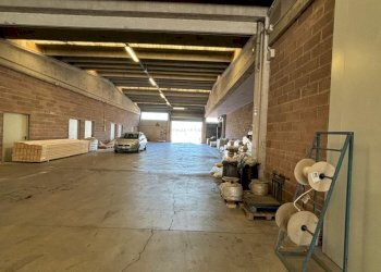 WhatsApp Image 2024-09-19 at 16.15.10 (1).jpeg - Locale Commerciale Via Giovanni Scazzola 74, Alessandria - foto 5