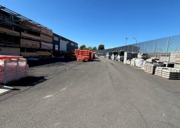 WhatsApp Image 2024-09-19 at 16.15.10 (3).jpeg - Locale Commerciale Via Giovanni Scazzola 74, Alessandria - foto 10