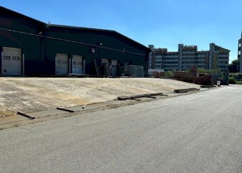 WhatsApp Image 2024-09-19 at 16.15.14 (2).jpeg - Locale Commerciale Via Giovanni Scazzola 74, Alessandria - foto 16