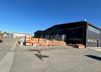 WhatsApp Image 2024-09-19 at 16.15.18.jpeg - Locale Commerciale Via Giovanni Scazzola 74, Alessandria - foto 29