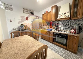 2545ddf4-bb83-4902-9cb8-b50184b6473c.jpg - Trilocale VIA MONTEFORTE, Siracusa - foto 1