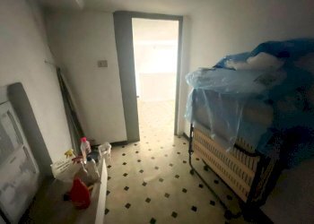 One-room apartment Strada Settimo, Torino - photo 17