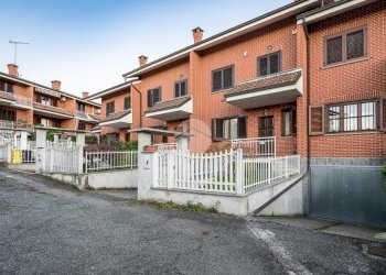 Villa a Schiera Via San Carlo, San Francesco al Campo - foto 1