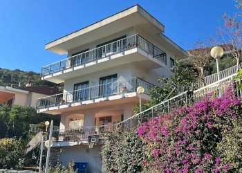 Villa Regione Torbora, Noli - photo 1