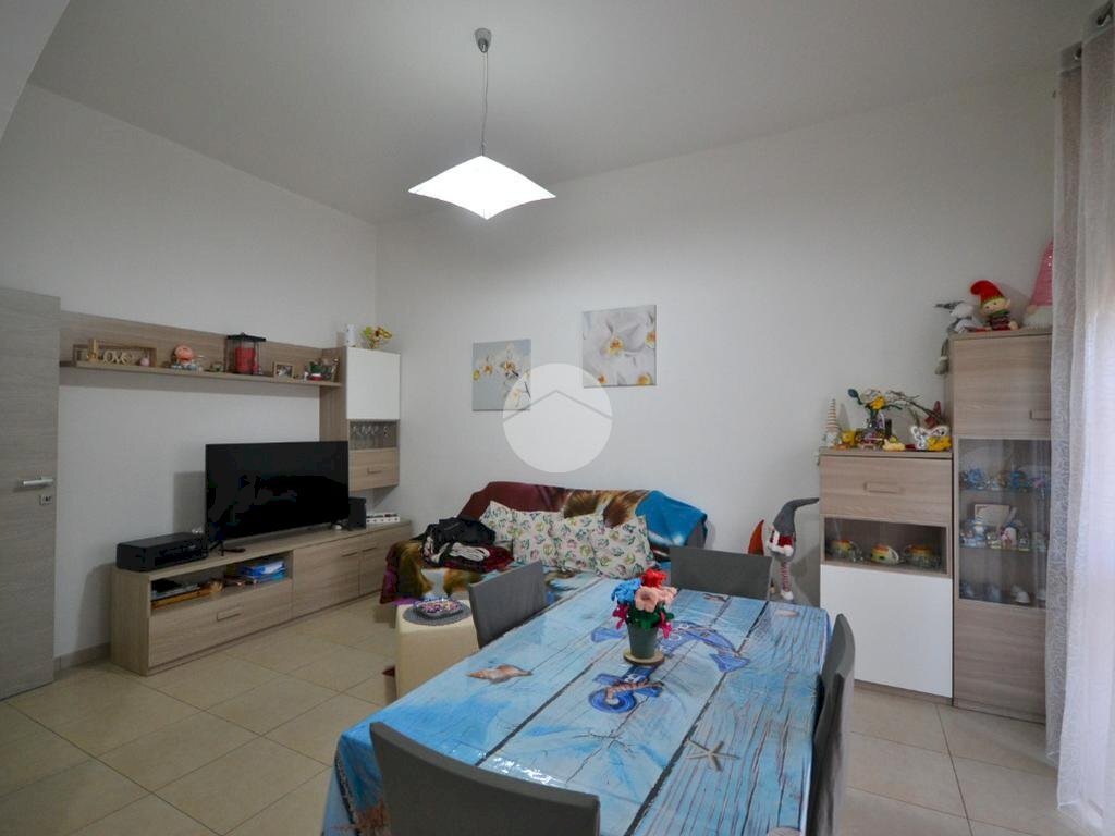 Two-room apartment Via Trieste, Vittuone - photo 1