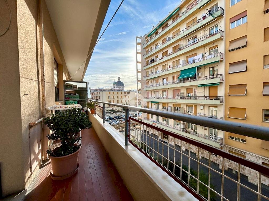 Trilocale Via Giovanni Opisso, Genova (zona Pegli) - foto 1