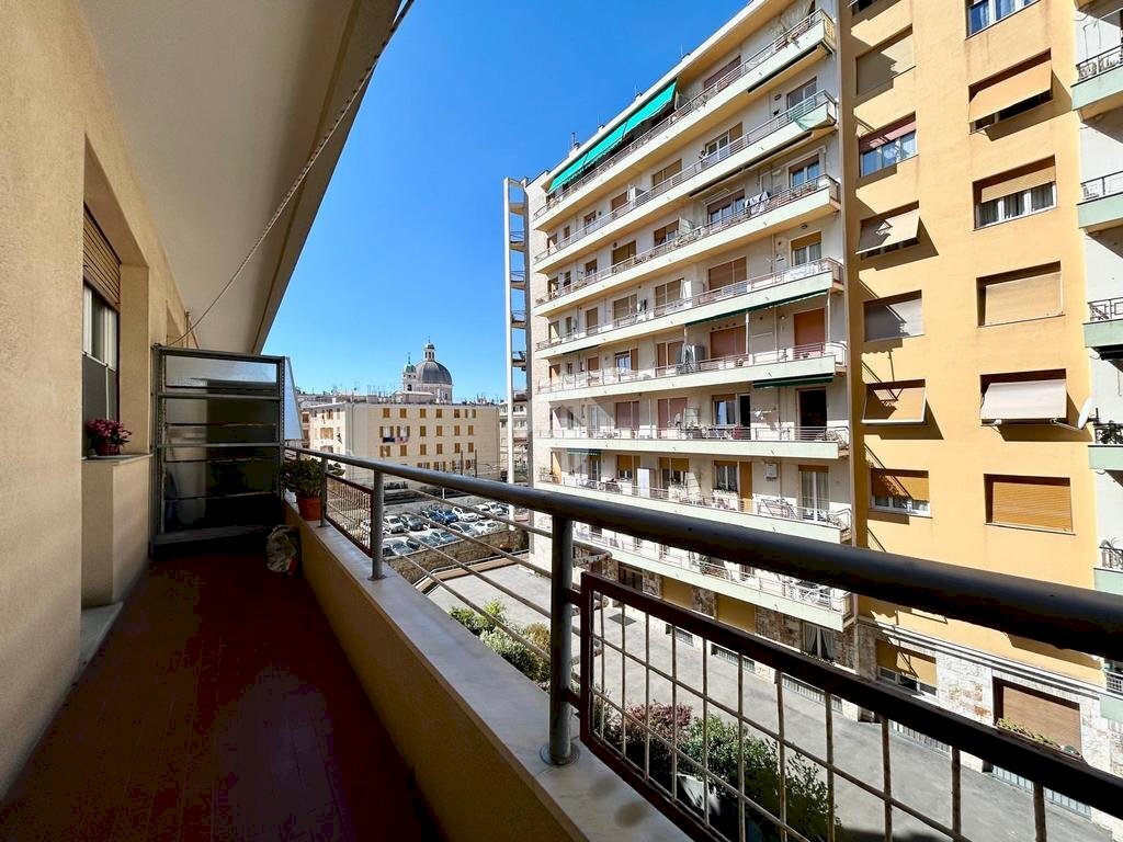 Trilocale Via Giovanni Opisso, Genova (zona Pegli) - foto 2