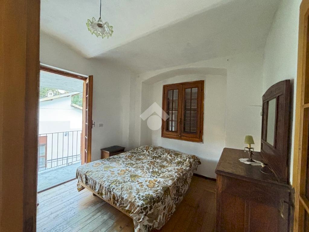 Four-room apartment Borgo Savoia, Coazze - photo 2