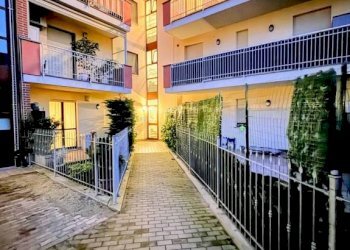 Two-room apartment Vinovo - photo 2