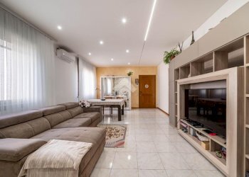 Casa indipendente Via Fratelli Cairoli, Carpi - foto 2