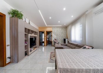 Casa indipendente Via Fratelli Cairoli, Carpi - foto 5