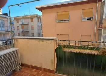 Trilocale Savona (zona La Rusca) - foto 4