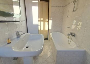 Trilocale Savona (zona La Rusca) - foto 20