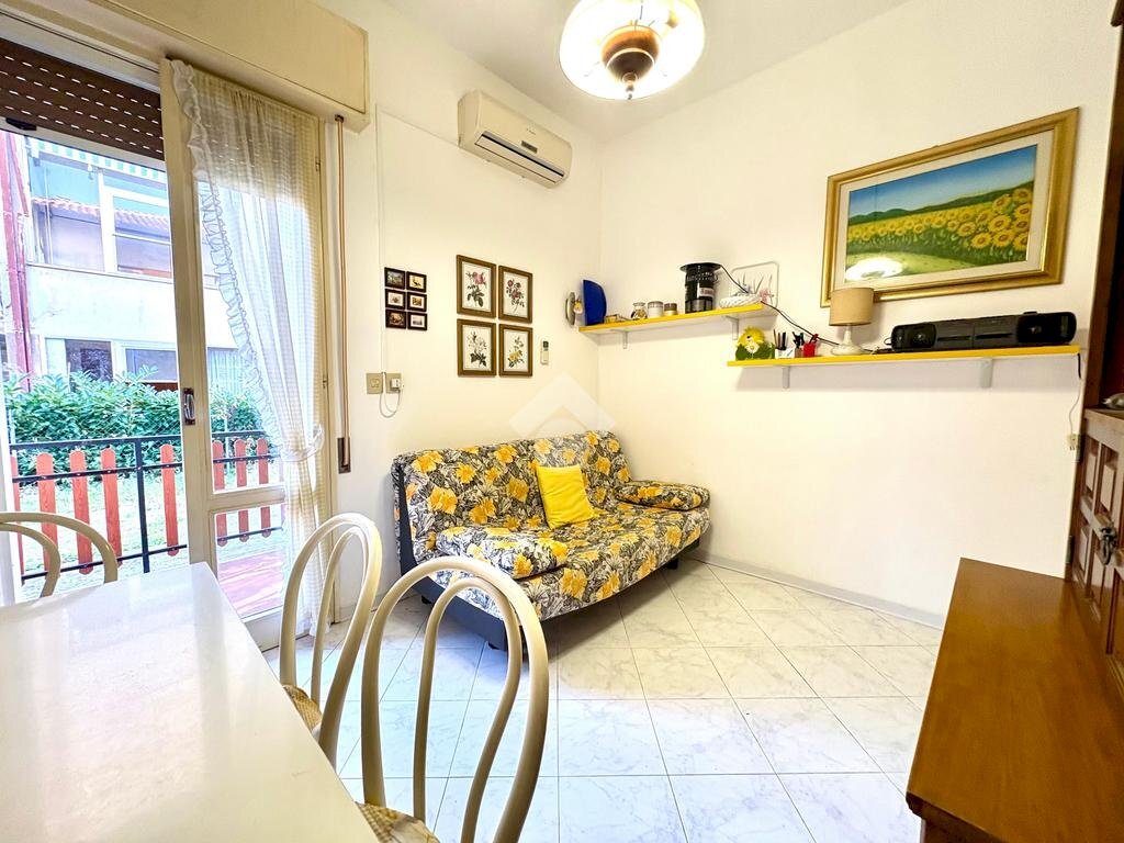 Two-room apartment Viale Segantini, Cesenatico - photo 2