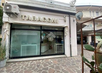 Shop Via Rotonda 1 Maggio, Cervia - photo 8