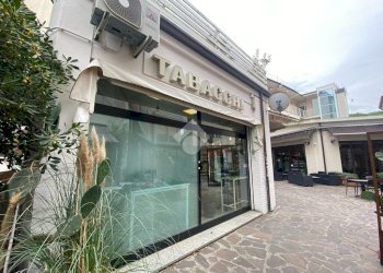 Shop Via Rotonda 1 Maggio, Cervia - photo 9