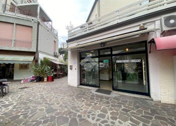 Shop Via Rotonda 1 Maggio, Cervia - photo 11