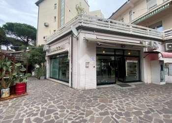 Shop Via Rotonda 1 Maggio, Cervia - photo 12