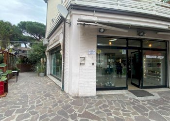 Shop Via Rotonda 1 Maggio, Cervia - photo 21