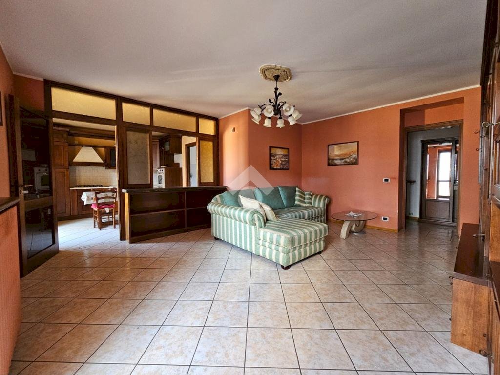 Quadrilocale Via Cesare Battisti, Nizza Monferrato - foto 2