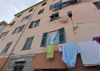 Appartamento via Francesco Campora, Genova (zona Rivarolo) - foto 2