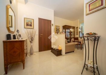 Two-room apartment Via Giosuè Borsi, Torino (neighborhood Lucento) - photo 5