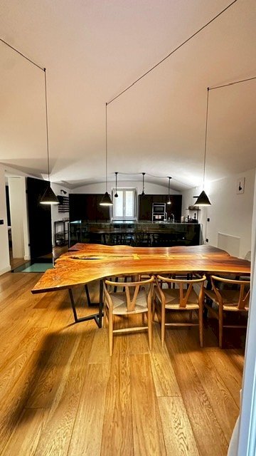 Sala da pranzo - Trilocale via Cesare Battisti, 1, Torino (zona Centro) - foto 1