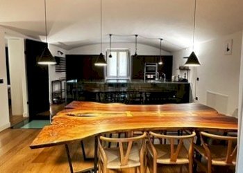 Sala da pranzo - Trilocale via Cesare Battisti, 1, Torino (zona Centro) - foto 1