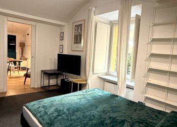 Dettagli cameretta - Trilocale via Cesare Battisti, 1, Torino (zona Centro) - foto 29