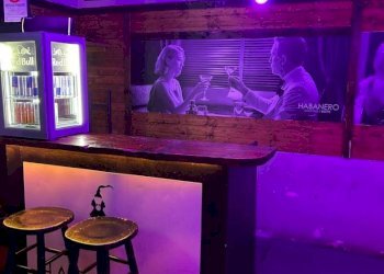 Bar - Tabacchi - Ricevitoria Via de' Castagnoli, Bologna (zona Centro Storico) - foto 11