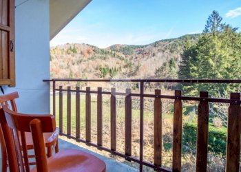 Two-room apartment Viale Brigate Partigiane, Pornassio - photo 2