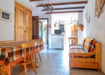 Two-room apartment Viale Brigate Partigiane, Pornassio - photo 4