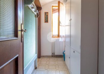 Two-room apartment Viale Brigate Partigiane, Pornassio - photo 11