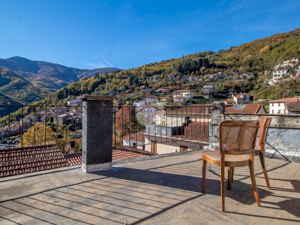 Three-room apartment Vico Chiuso, Rezzo - photo 2
