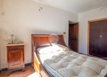 Three-room apartment Vico Chiuso, Rezzo - photo 13