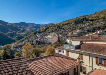 Three-room apartment Vico Chiuso, Rezzo - photo 19