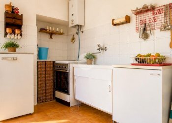 Three-room apartment Via Generale G. B. Dian, Rezzo - photo 8