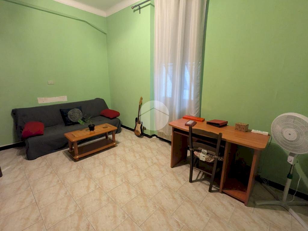 Three-room apartment Via Zella, Genova (neighborhood Certosa) - photo 1