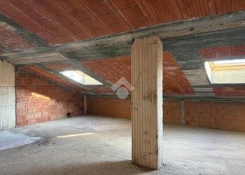 Attic Via Giovanni Paolo II, Casorezzo - photo 4